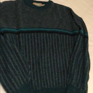 Classic 90s sweater